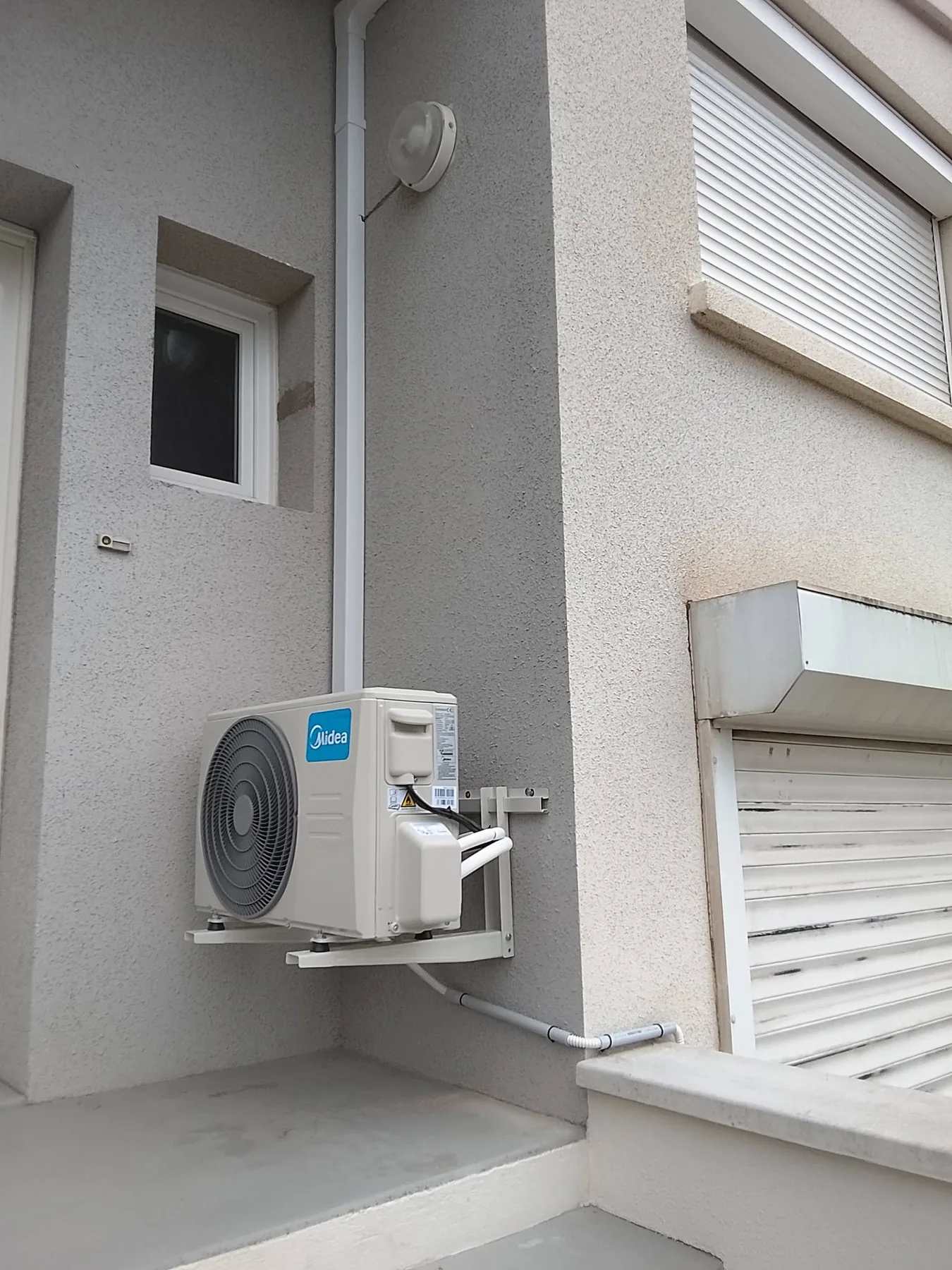 Groupe climatisation Midea